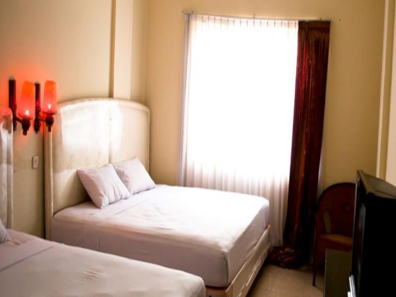 King Hotel Wates  Εξωτερικό φωτογραφία